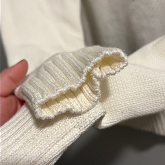 The Ralph & Ricky Bear Sweater size Small - Picture 13 of 16